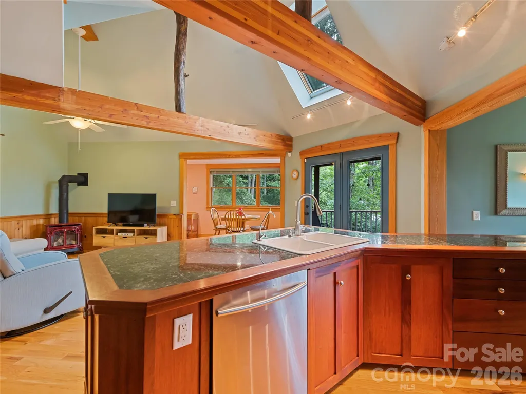 145 Hiaway Trail Clyde NC 28721