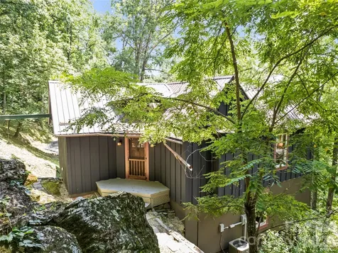 145 Hiaway Trail Clyde NC 28721