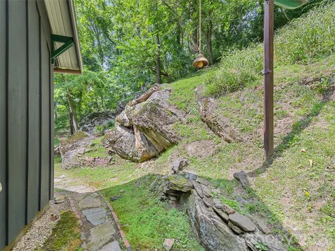 145 Hiaway Trail Clyde NC 28721
