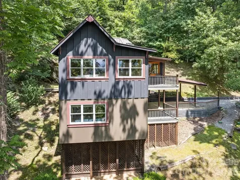 145 Hiaway Trail Clyde NC 28721