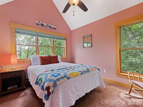 145 Hiaway Trail Clyde NC 28721