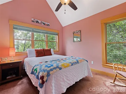 145 Hiaway Trail Clyde NC 28721