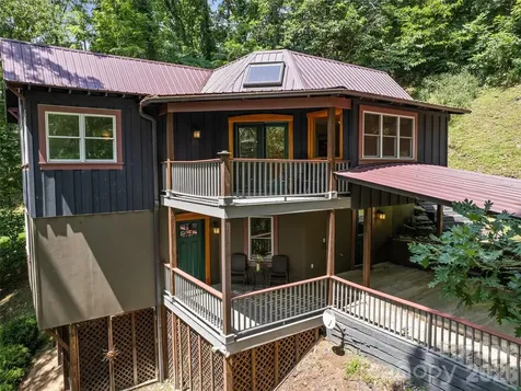 145 Hiaway Trail Clyde NC 28721