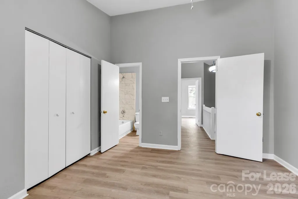6315 Windsor Gate Lane Charlotte NC 28215