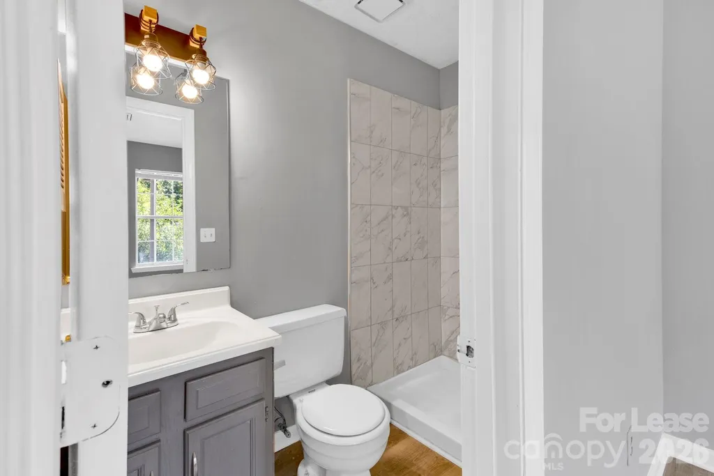 6315 Windsor Gate Lane Charlotte NC 28215
