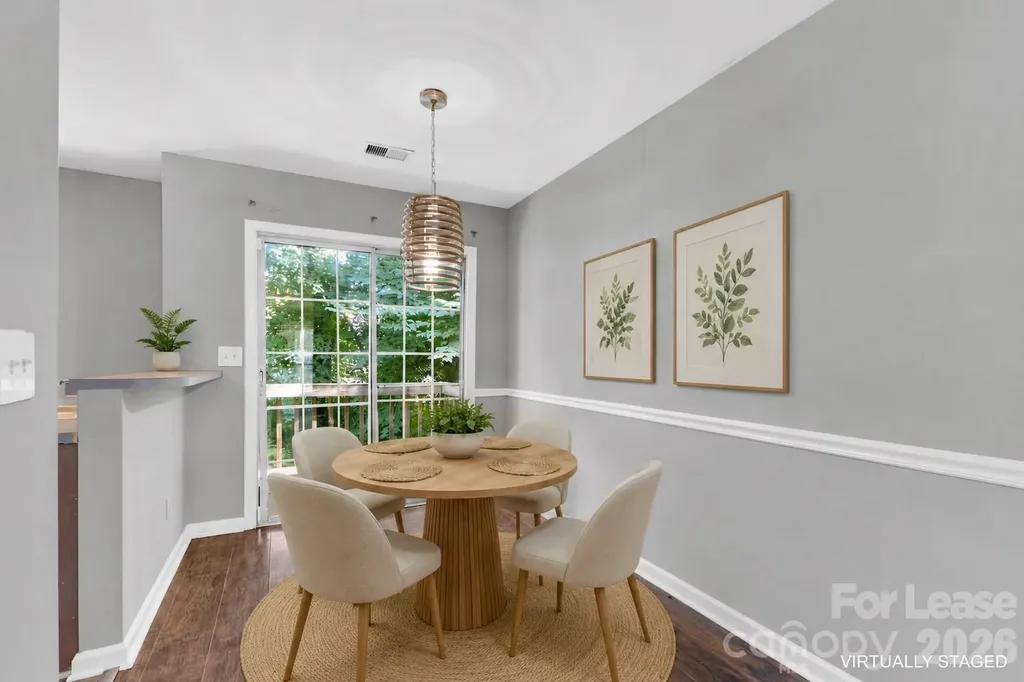 6315 Windsor Gate Lane Charlotte NC 28215