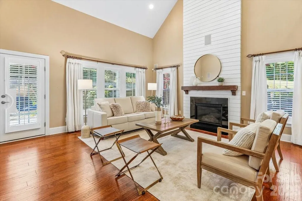 5125 Pansley Drive Charlotte NC 28226