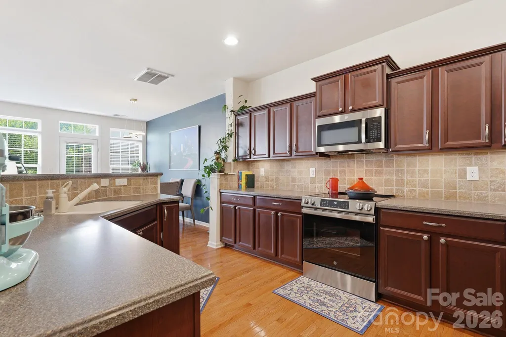 9945 Kings Parade Boulevard Charlotte NC 28273
