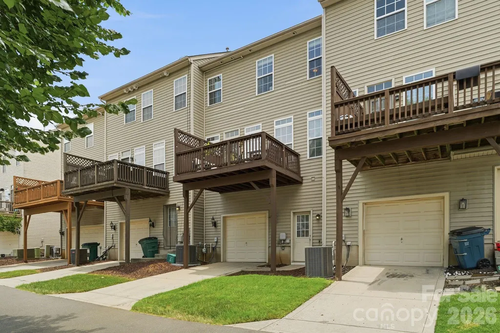 9945 Kings Parade Boulevard Charlotte NC 28273