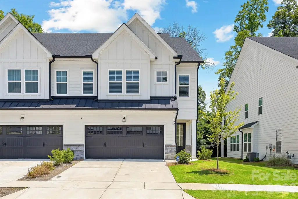 6023 Corbin Woods Court Charlotte NC 28226