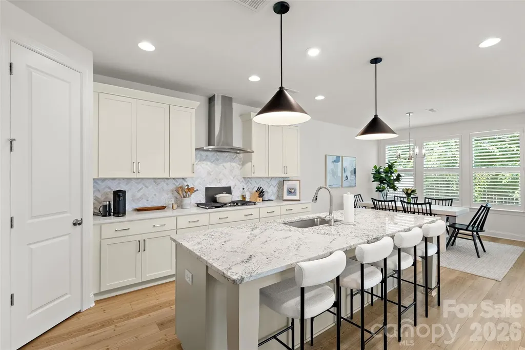 6023 Corbin Woods Court Charlotte NC 28226