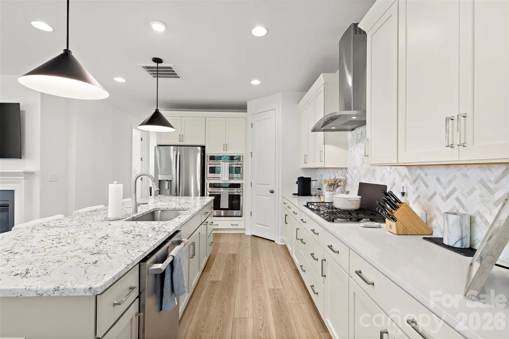 6023 Corbin Woods Court Charlotte NC 28226