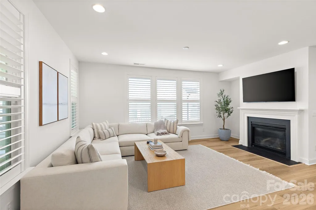 6023 Corbin Woods Court Charlotte NC 28226