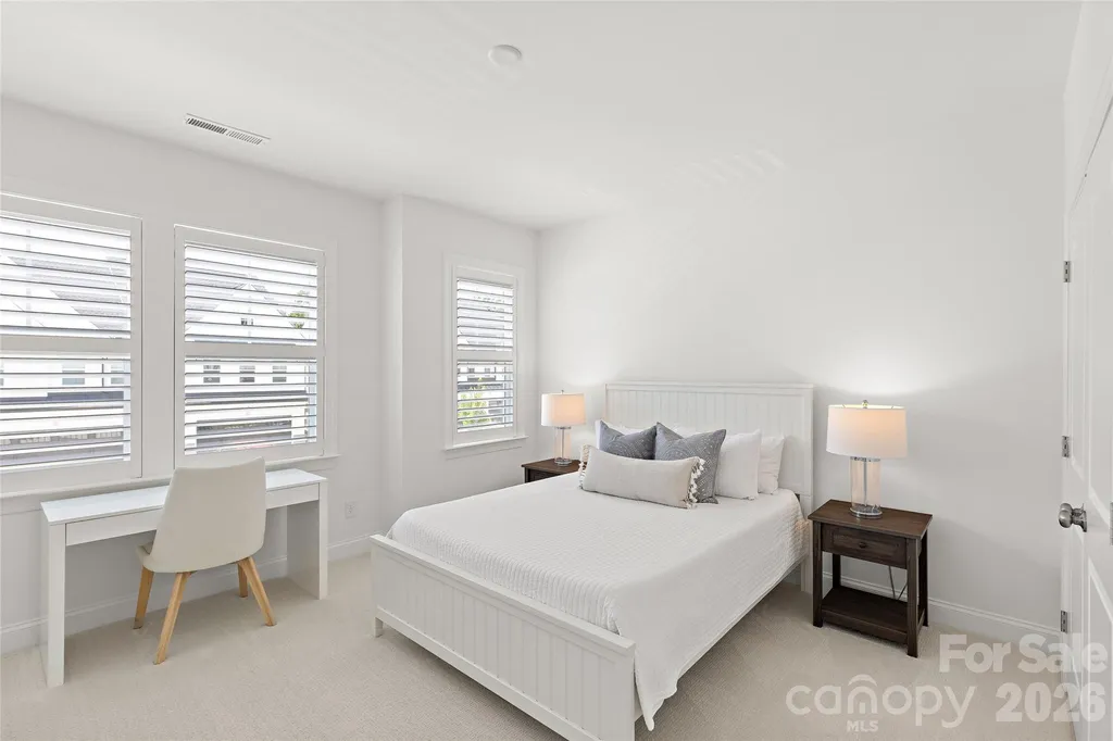 6023 Corbin Woods Court Charlotte NC 28226