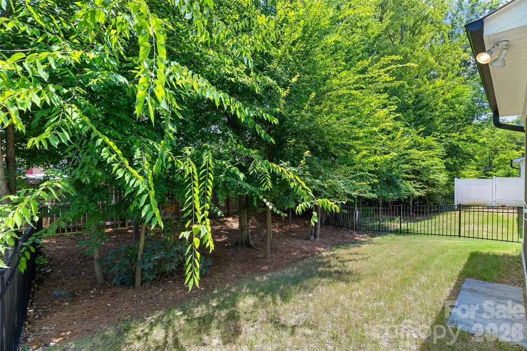 6023 Corbin Woods Court Charlotte NC 28226