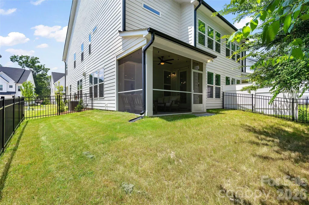 6023 Corbin Woods Court Charlotte NC 28226