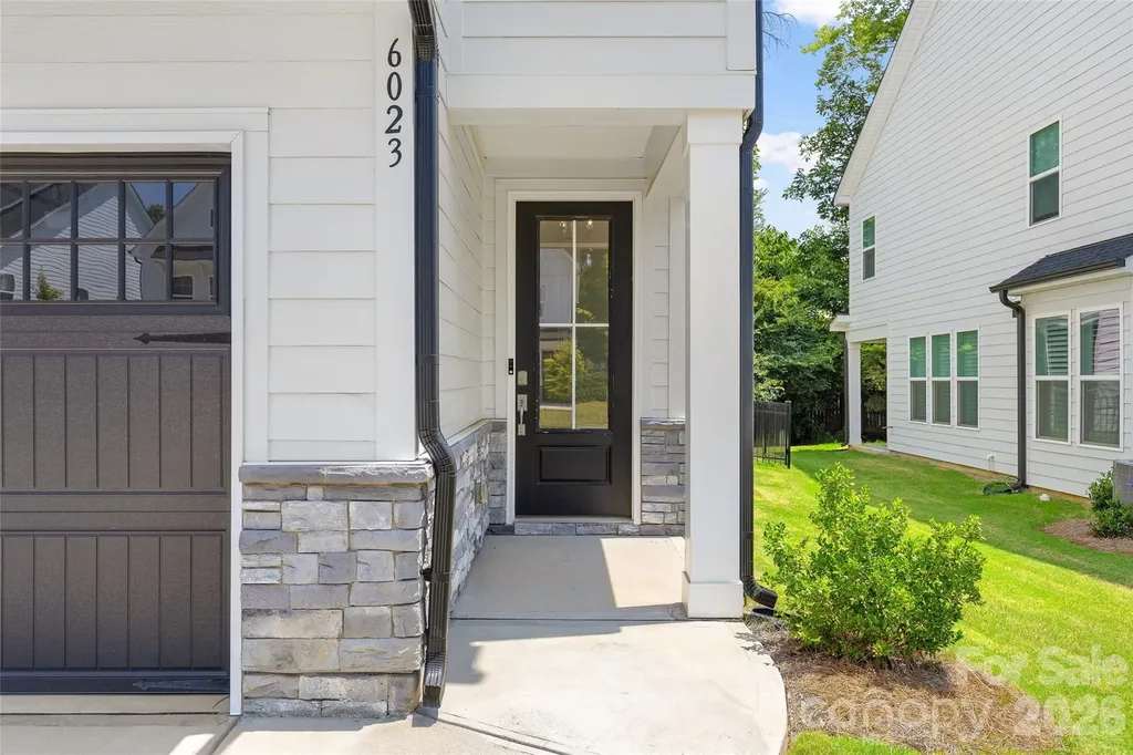 6023 Corbin Woods Court Charlotte NC 28226