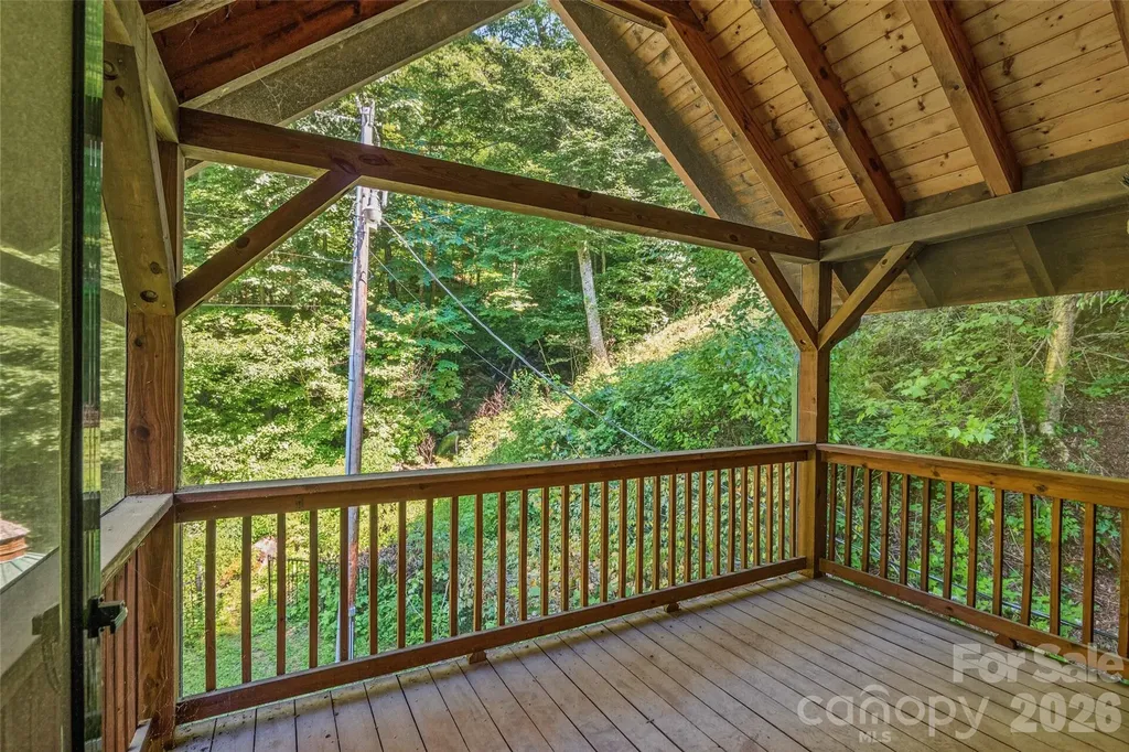 1482 Howard Moore Road Hot Springs NC 28743