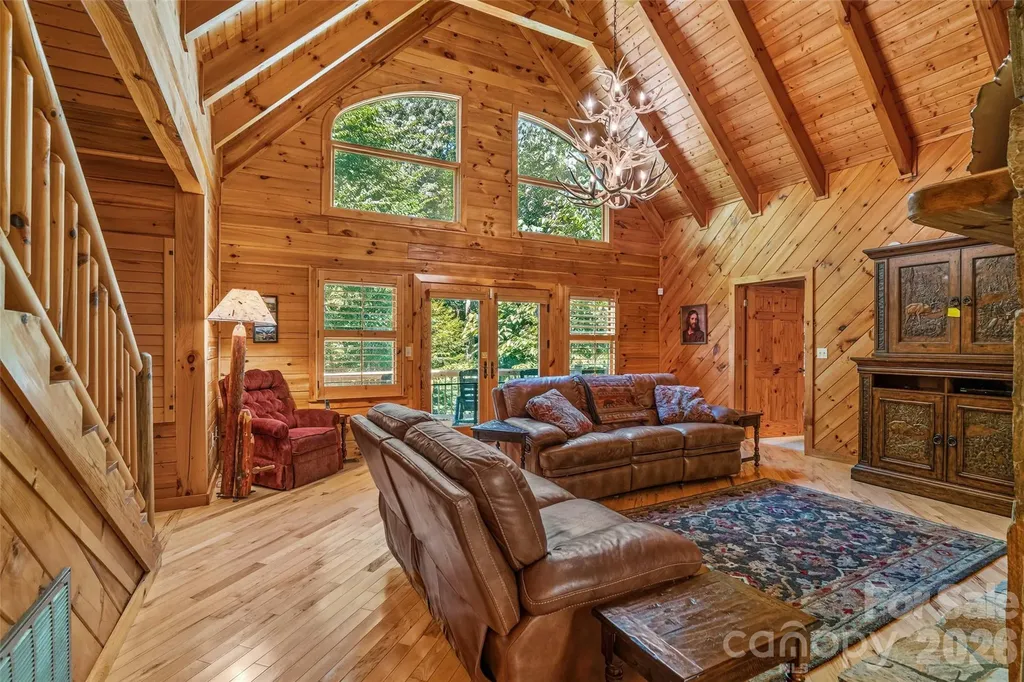 1482 Howard Moore Road Hot Springs NC 28743