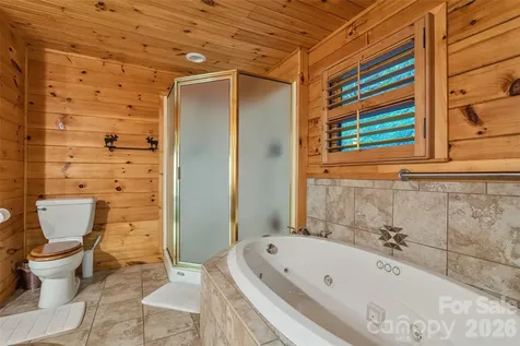 1482 Howard Moore Road Hot Springs NC 28743