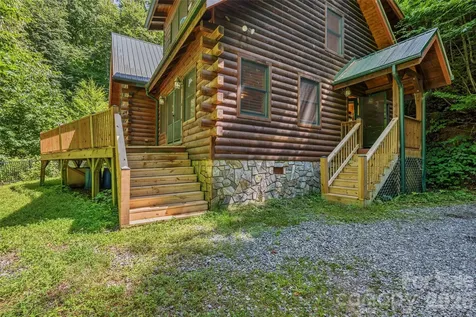 1482 Howard Moore Road Hot Springs NC 28743