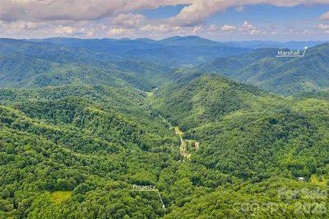 1482 Howard Moore Road Hot Springs NC 28743