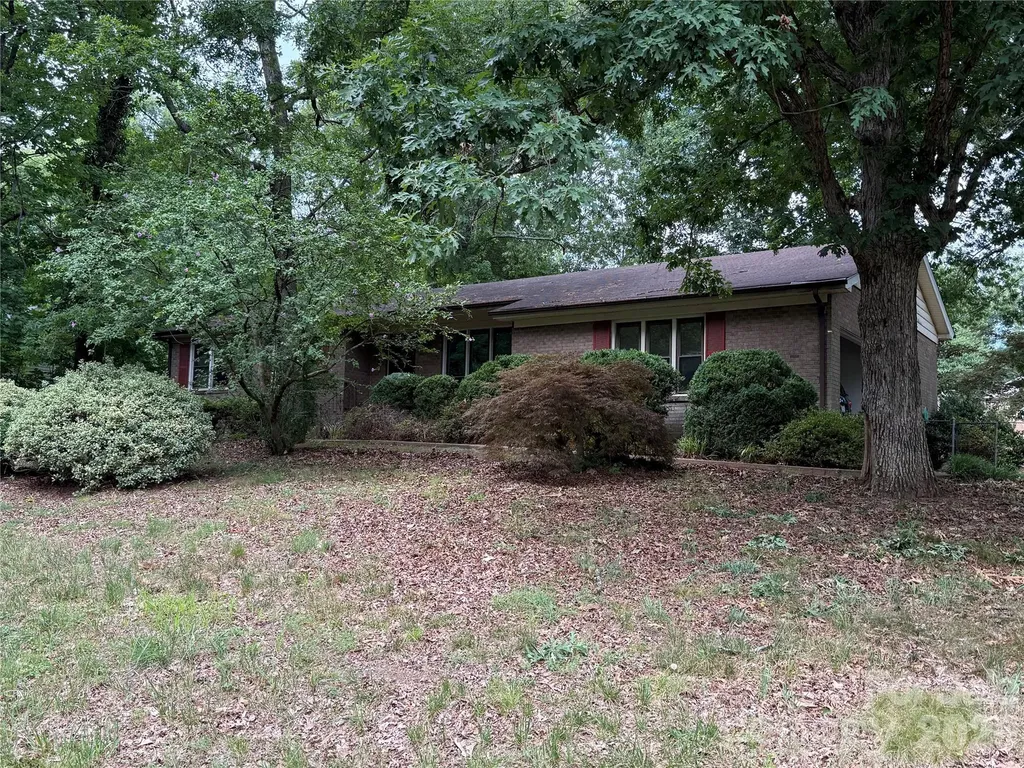 2207 Billy Street Kannapolis NC 28083