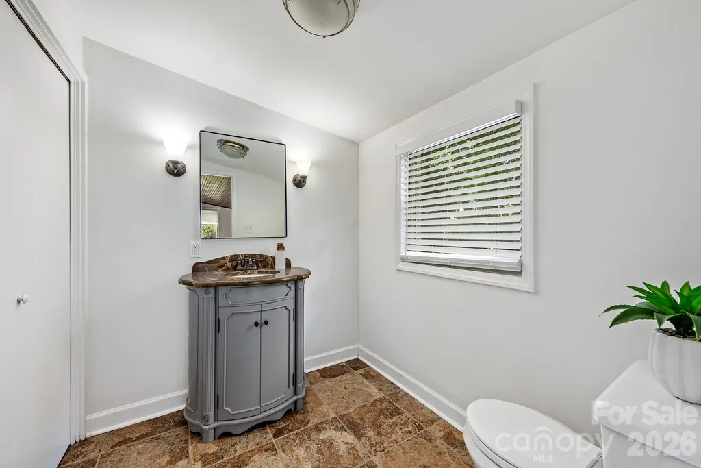 3600 Litchfield Road Charlotte NC 28211