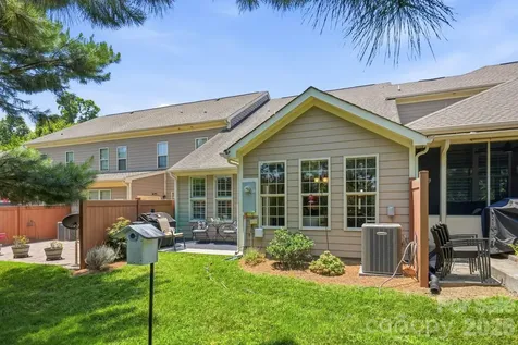 3025 Callaway Court Cramerton NC 28032