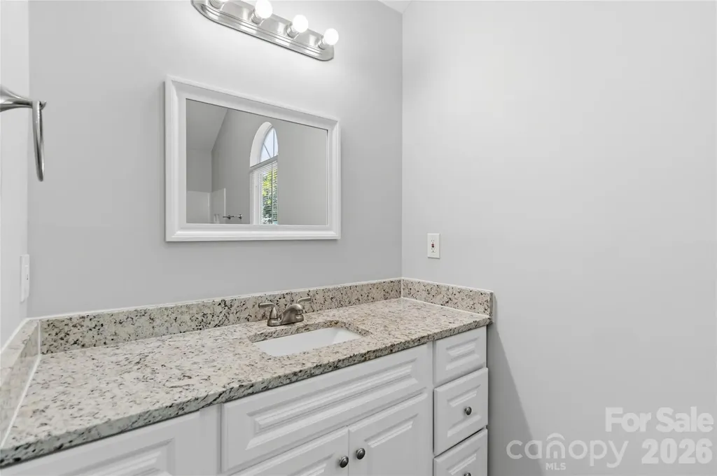 6136 Sunbridge Court Charlotte NC 28269
