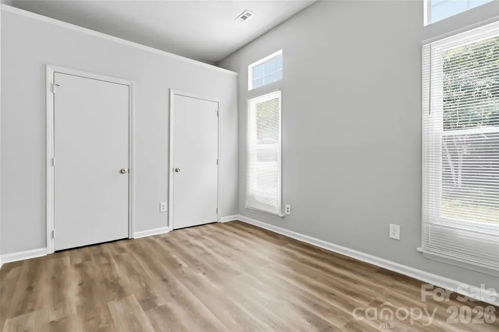6136 Sunbridge Court Charlotte NC 28269