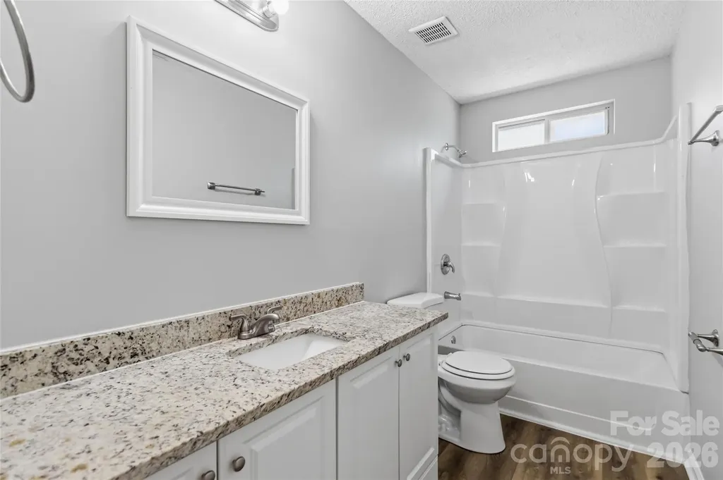 6136 Sunbridge Court Charlotte NC 28269