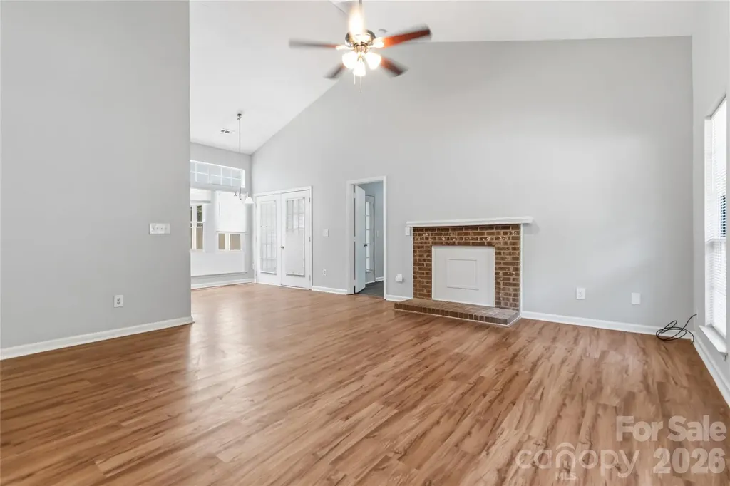 6136 Sunbridge Court Charlotte NC 28269