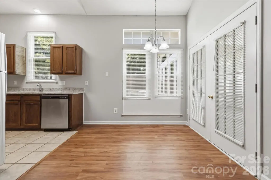 6136 Sunbridge Court Charlotte NC 28269