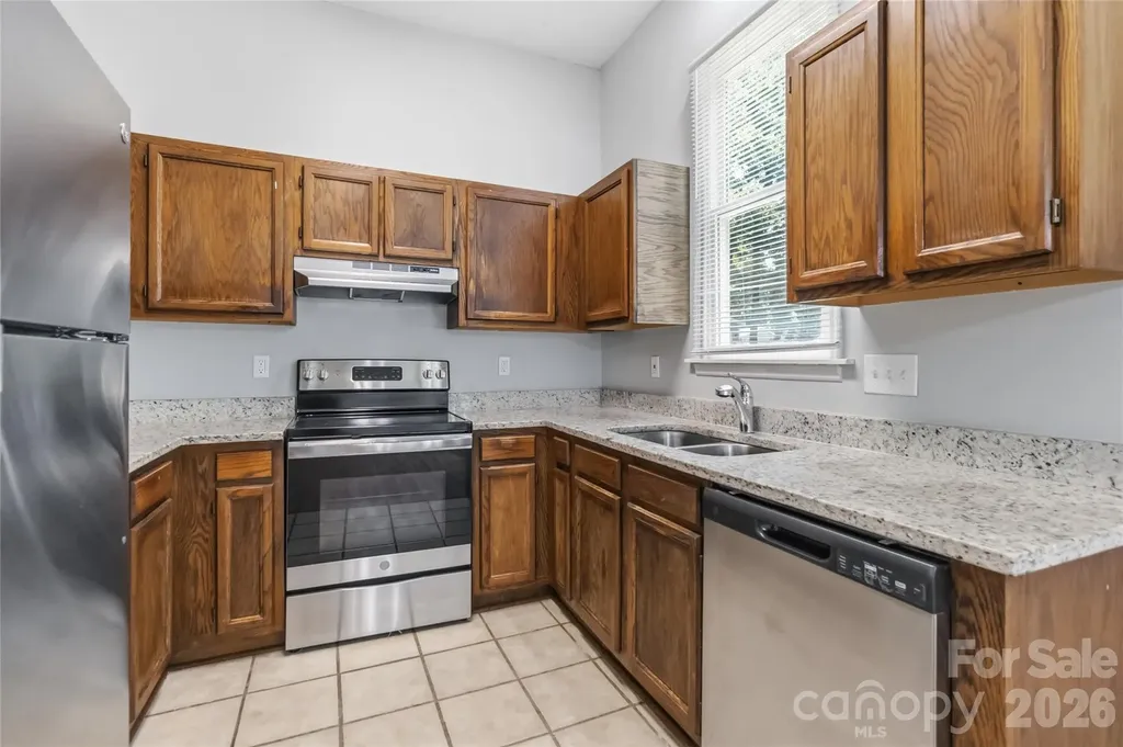 6136 Sunbridge Court Charlotte NC 28269