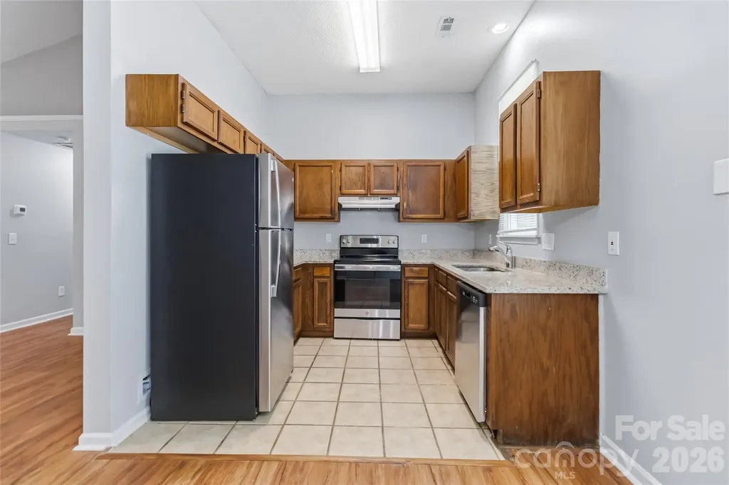6136 Sunbridge Court Charlotte NC 28269