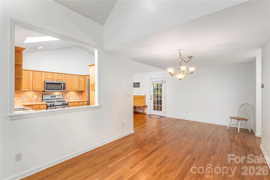 602 Hidden Springs Drive Asheville NC 28804