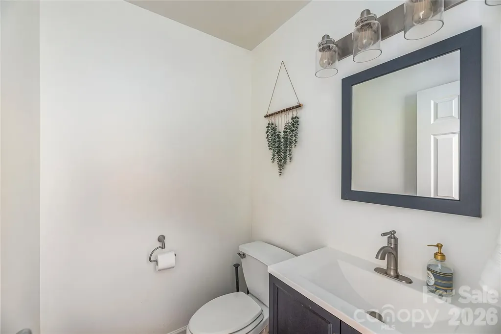 602 Hidden Springs Drive Asheville NC 28804
