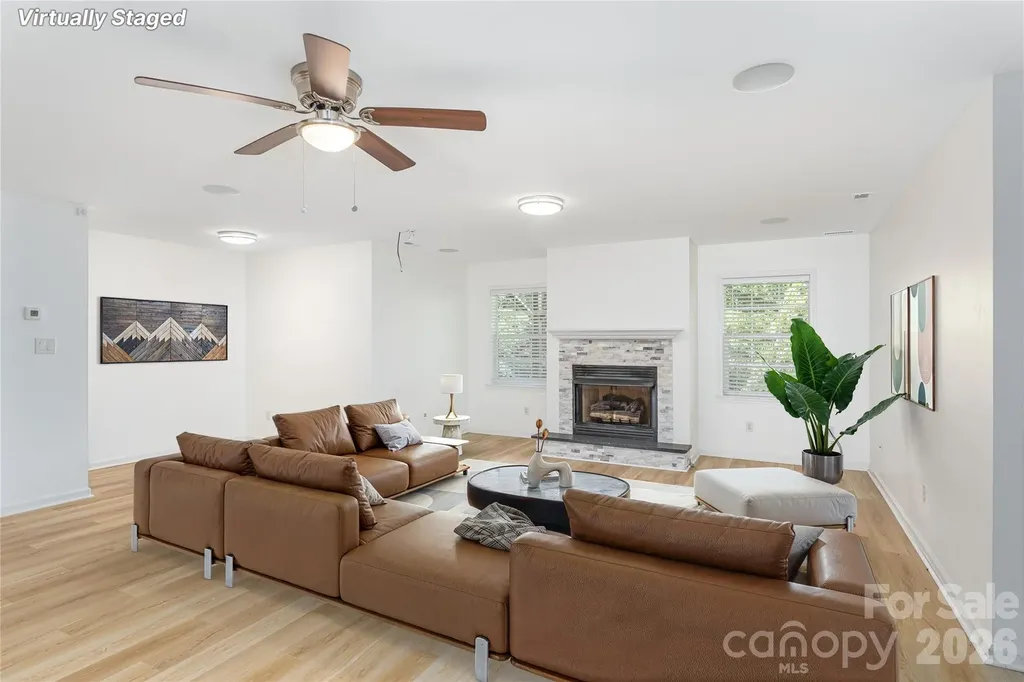602 Hidden Springs Drive Asheville NC 28804