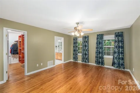 602 Hidden Springs Drive Asheville NC 28804