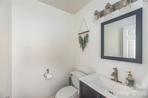 602 Hidden Springs Drive Asheville NC 28804