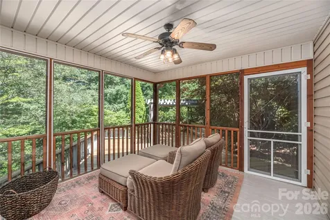 602 Hidden Springs Drive Asheville NC 28804