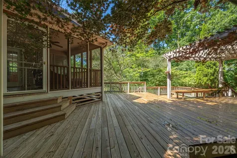 602 Hidden Springs Drive Asheville NC 28804