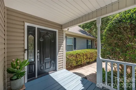 602 Hidden Springs Drive Asheville NC 28804