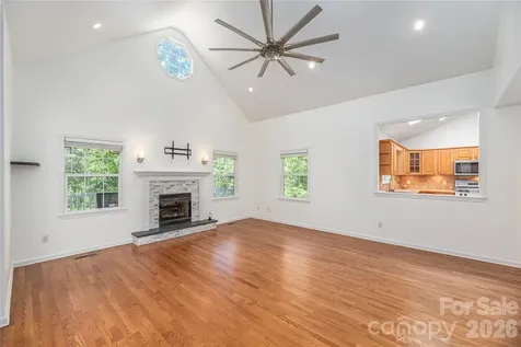 602 Hidden Springs Drive Asheville NC 28804