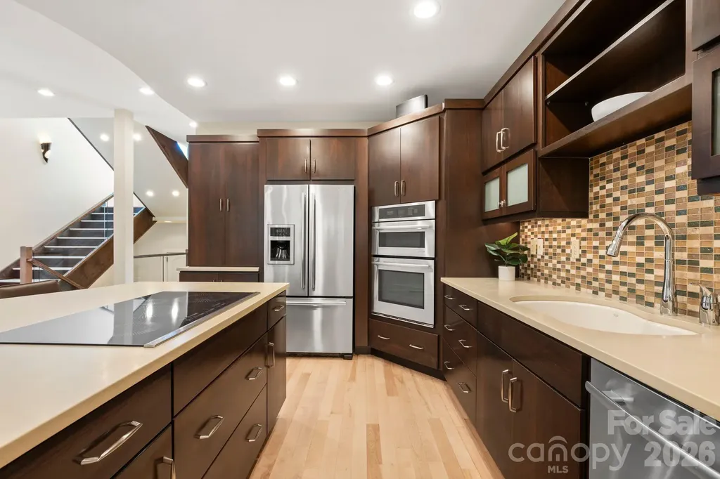 26 Macallan Lane Asheville NC 28805