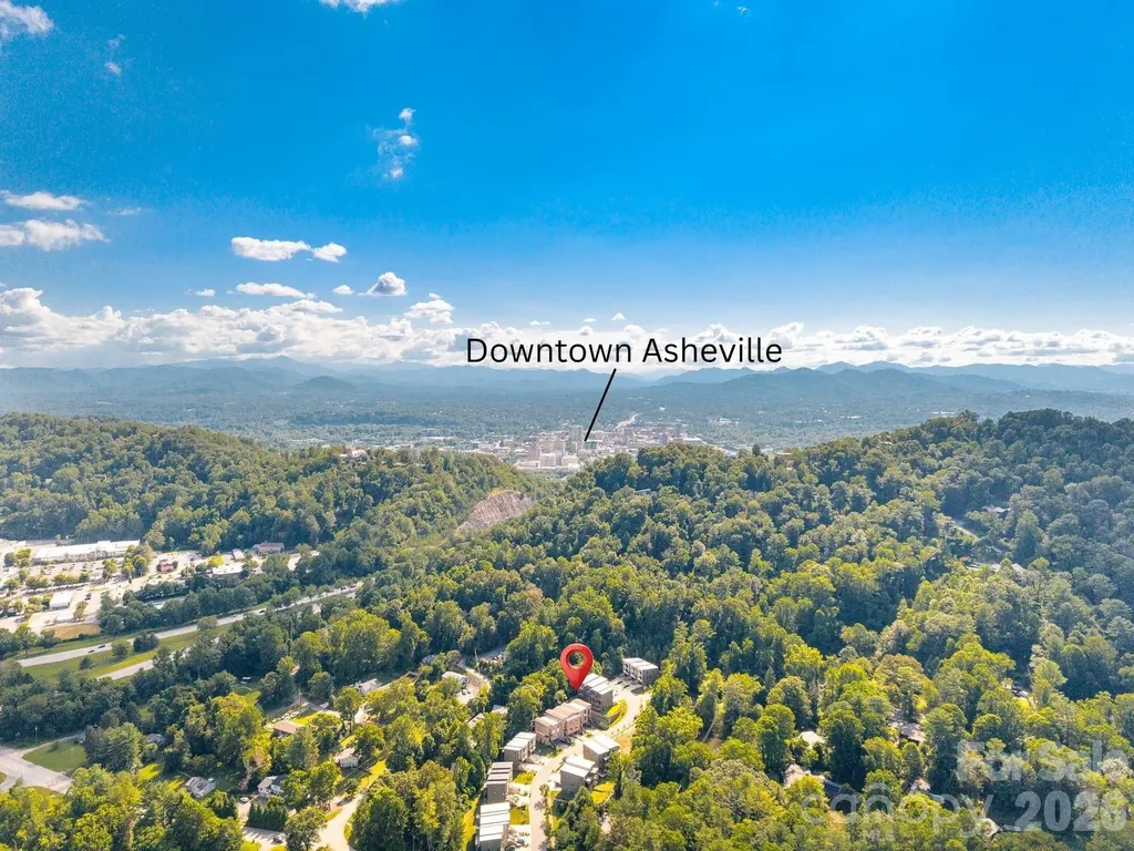 26 Macallan Lane Asheville NC 28805