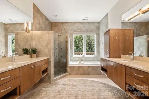 26 Macallan Lane Asheville NC 28805