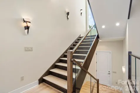 26 Macallan Lane Asheville NC 28805