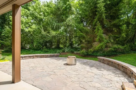 26 Macallan Lane Asheville NC 28805